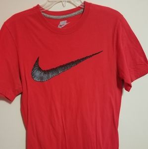 Mens small nike graphic tee